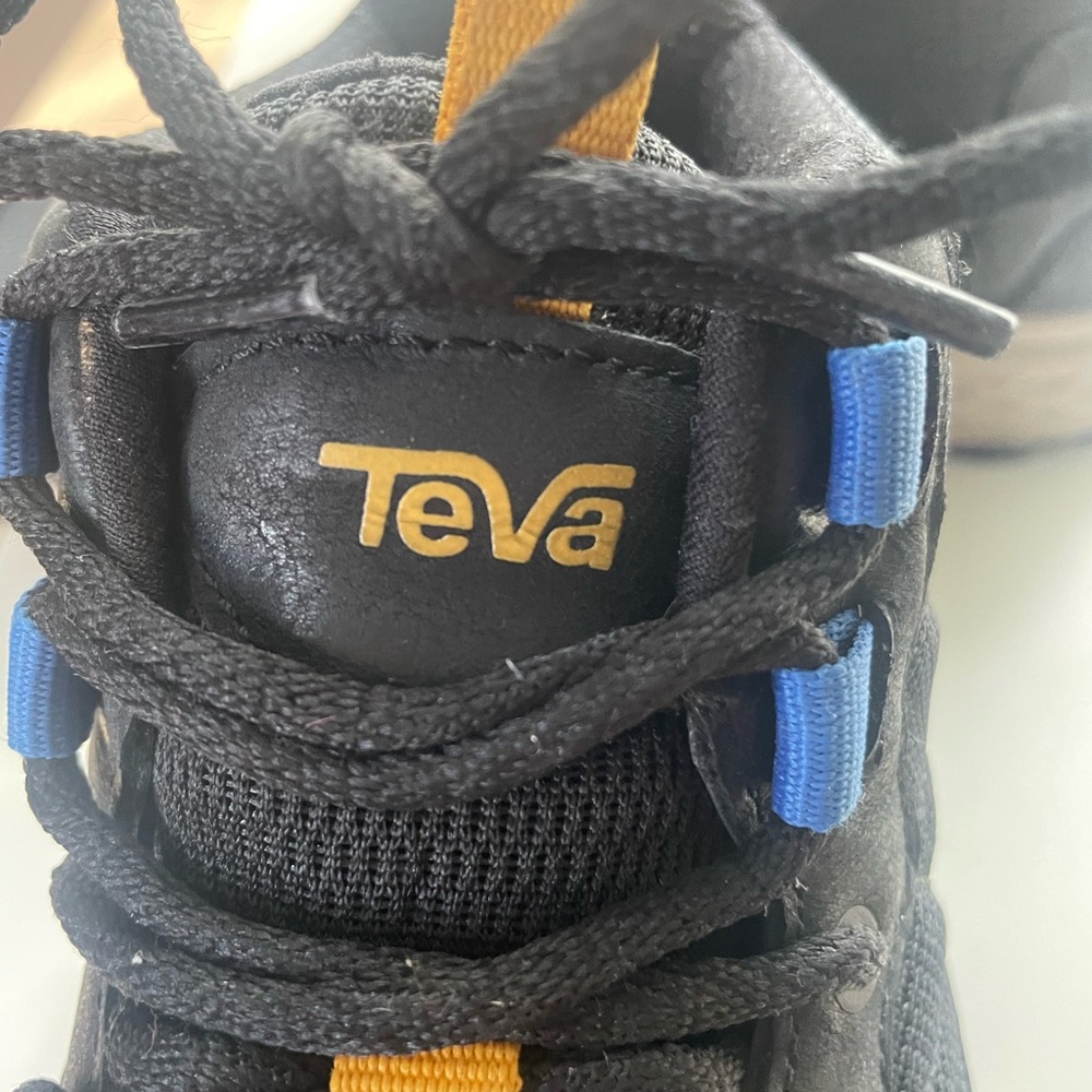 Teva Ridgeview Mid Hiking Boot - Picture 7 of 7